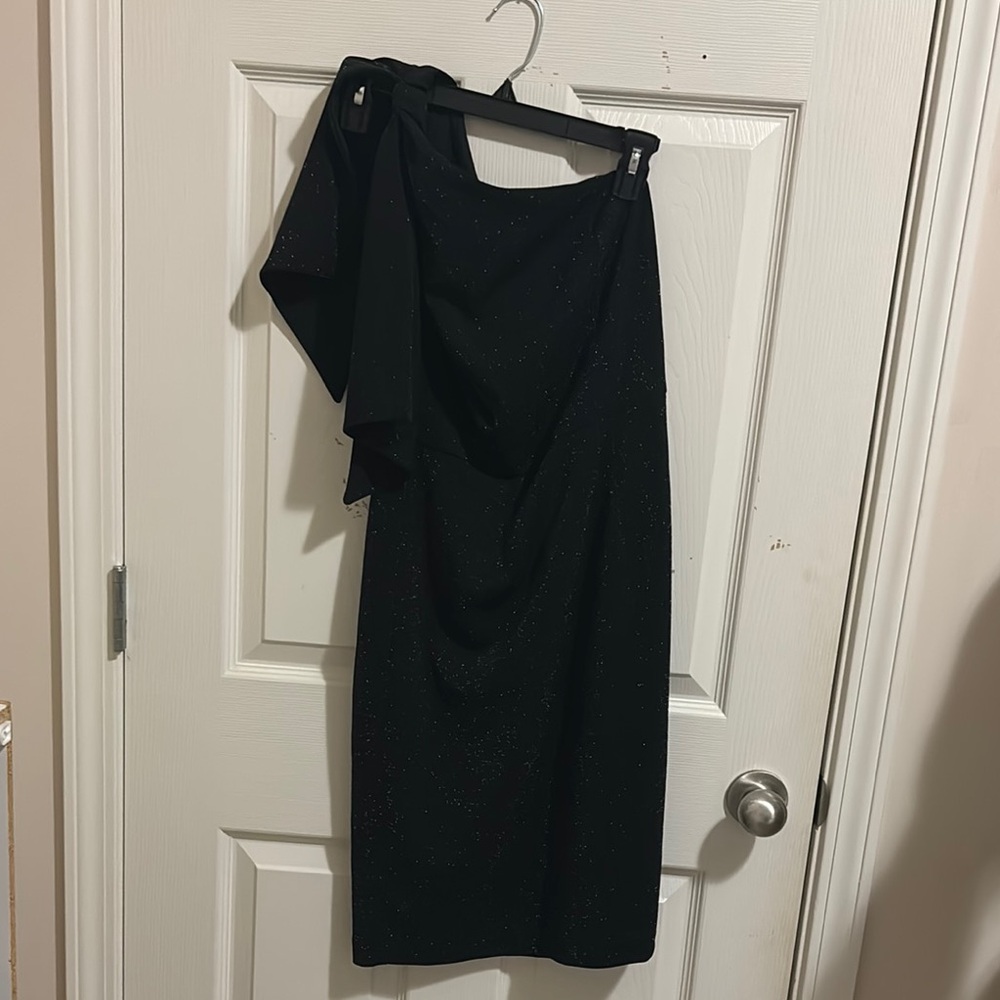Elegant Black One Shoulder Dress